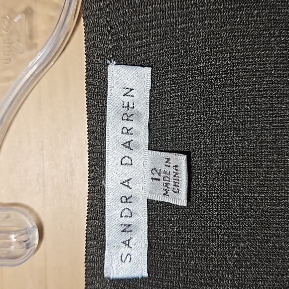 Sandra Darren | Olive Green Cropped Beaded Cardigan | Size 12 - Picture 4 of 6